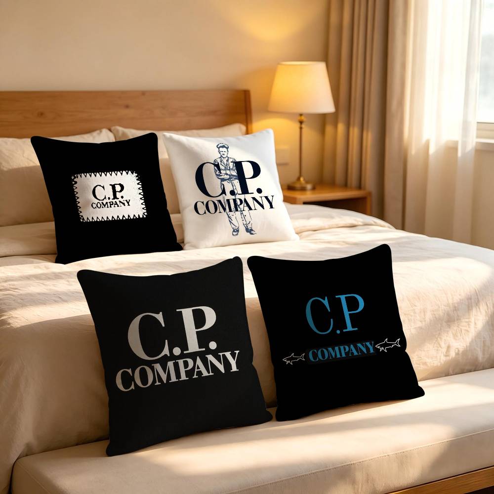 Housse de coussin de luxe C-P  - Home Textiles Company avis et prix